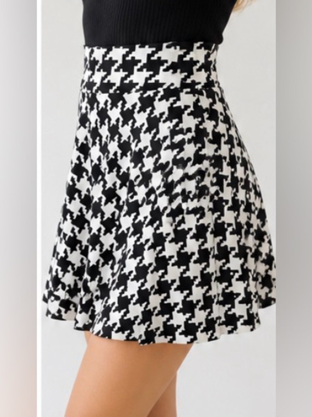 Ultra Teese Houndstooth Skater Skirt - Picture 4 of 5